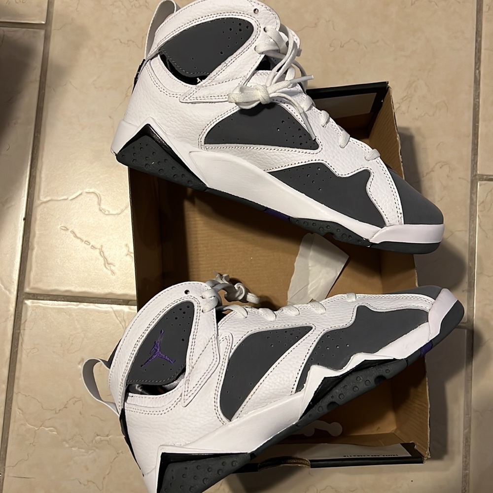Air Jordan 7 Sneakers - Picture 2 of 13